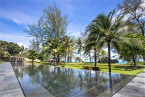  Luxury Oceanfront_pool access apartment  Mai Khao